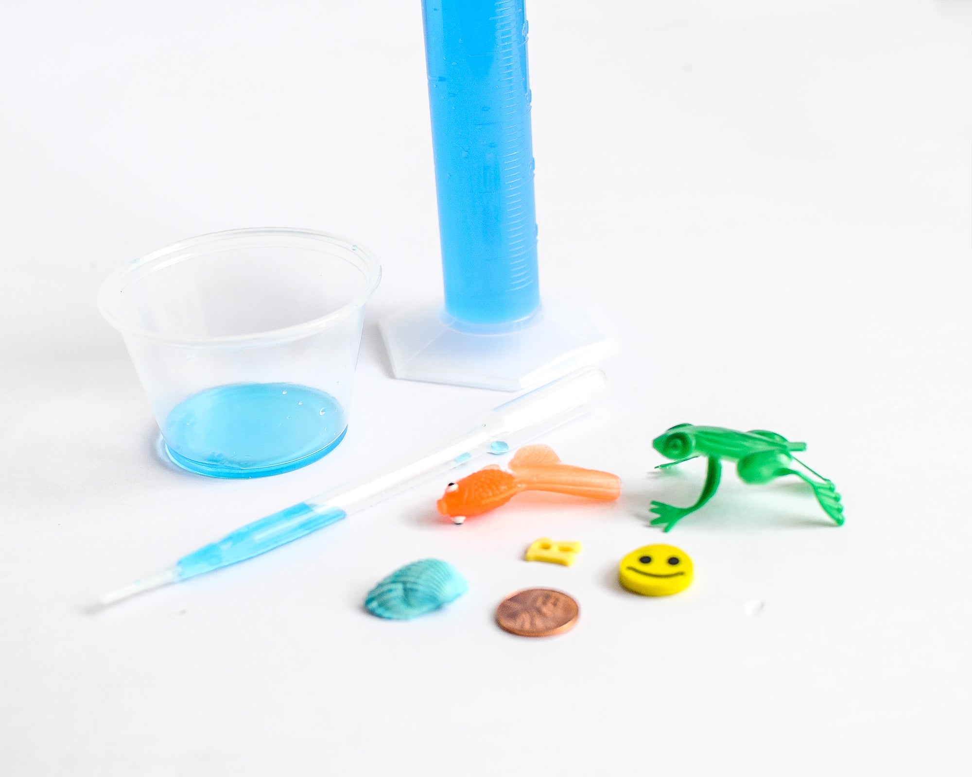 Volume Lab Mystery Volume Lab and Graduated Cylinder – Easy Peasy Science