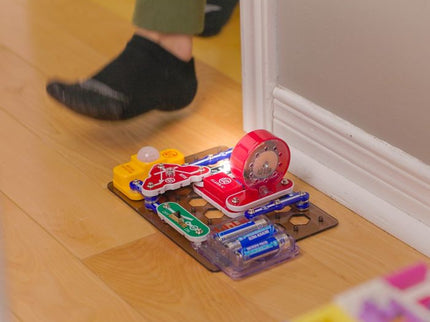 Snap Circuits Spy Kit – Build, Detect, and Decode!